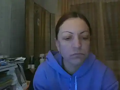 Snapshot of ShawnaAdams chatting on 02/15/25, 05:17 ShawnaAdams online show from 02/15/25, 05:17