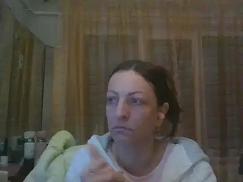 Snapshot of ShawnaAdams chatting on 02/21/25, 11:21 ShawnaAdams online show from 02/21/25, 11:21