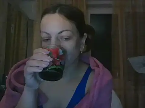 Snapshot of ShawnaAdams chatting on 03/13/25, 05:18 ShawnaAdams online show from 03/13/25, 05:18