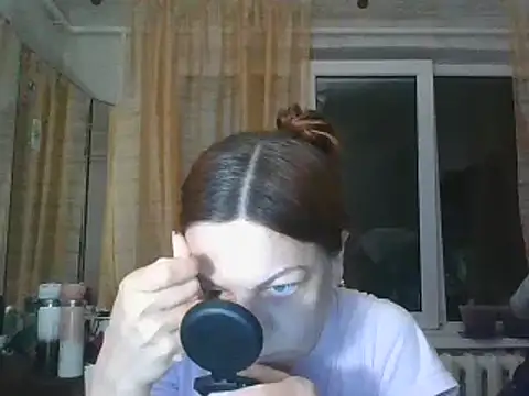 Snapshot of ShawnaAdams chatting on 03/22/25, 06:03 ShawnaAdams online show from 03/22/25, 06:03