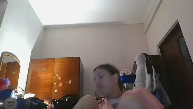 Snapshot of ShawnaAdams chatting on 09/19/25, 08:20 ShawnaAdams online show from 09/19/25, 08:20