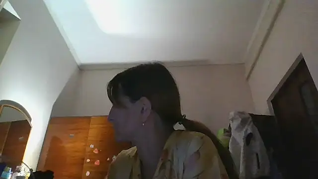 Snapshot of ShawnaAdams chatting on 09/20/25, 08:54 ShawnaAdams online show from 09/20/25, 08:54