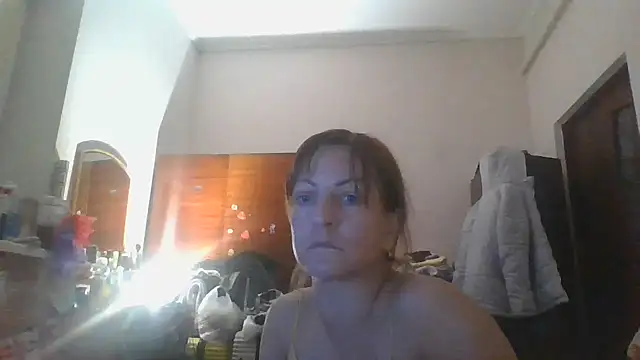 Snapshot of ShawnaAdams chatting on 11/18/25, 09:19 ShawnaAdams online show from 11/18/25, 09:19