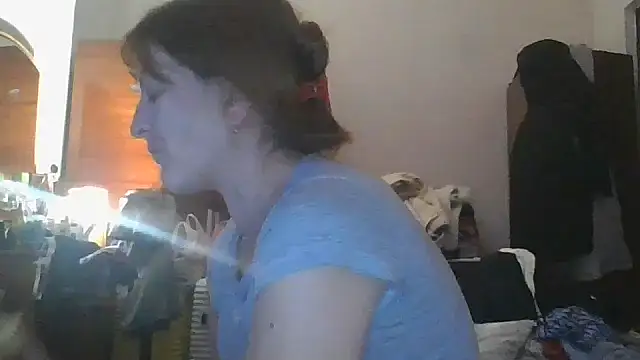 Snapshot of ShawnaAdams chatting on 11/24/25, 05:34 ShawnaAdams online show from 11/24/25, 05:34