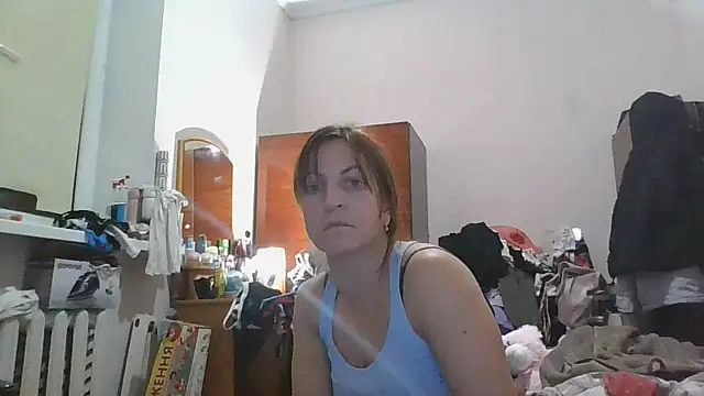 Snapshot of ShawnaAdams chatting on 11/26/25, 03:24 ShawnaAdams online show from 11/26/25, 03:24