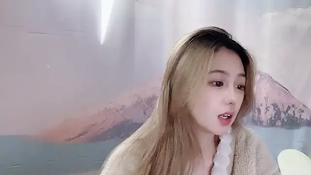 Snapshot of Eden-top chatting on 12/26/24, 01:51 Eden-top online show from 12/26/24, 01:51