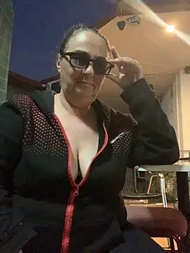 Snapshot of eroticjessitop chatting on 03/18/25, 07:42 eroticjessitop online show from 03/18/25, 07:42