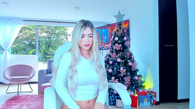 Sophi Jonnes online show from 12/16/24, 01:11