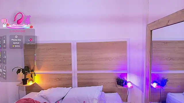  nickypurple  online show from 01/12/26, 07:08