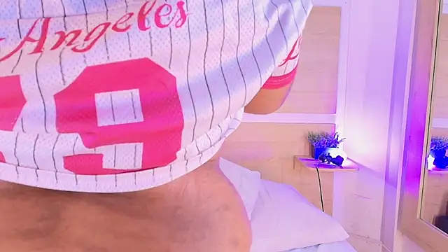  nickypurple  online show from 03/07/26, 05:43