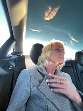 TiffaneyLove online show from 03/18/25, 12:03