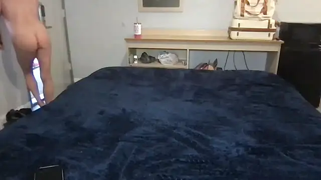 TiffaneyLove online show from 02/08/26, 11:08