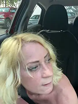 TiffaneyLove online show from 03/05/26, 10:06