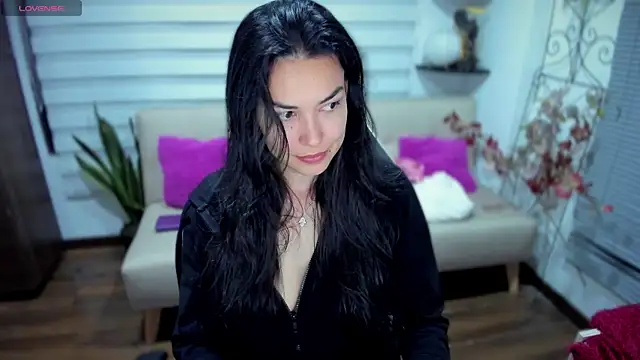 Lunlunera online show from 10/30/25, 12:01