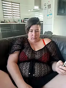 Snapshot of Evalibertinesexy chatting on 02/01/25, 08:18 Evalibertinesexy online show from 02/01/25, 08:18