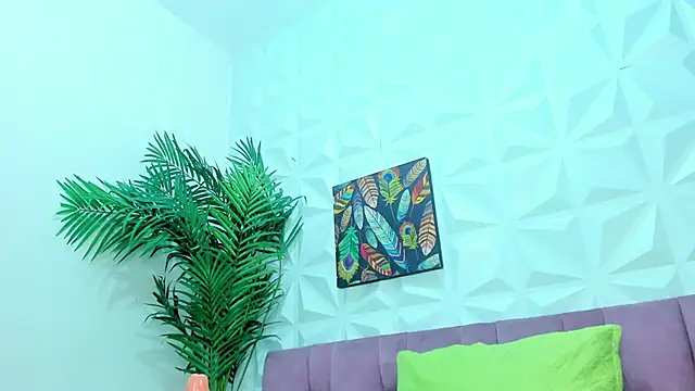 Hellen Sky online show from 02/07/25, 01:25