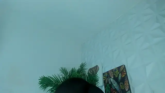 Snapshot of Hellen_Sky chatting on 01/12/26, 07:08 Hellen Sky online show from 01/12/26, 07:08