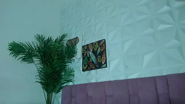 Snapshot of Hellen_Sky chatting on 02/13/26, 07:10 Hellen Sky online show from 02/13/26, 07:10