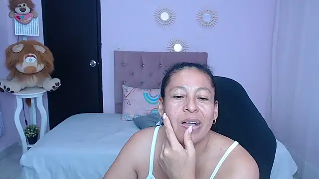 mature martina online show from 03/03/26, 07:58