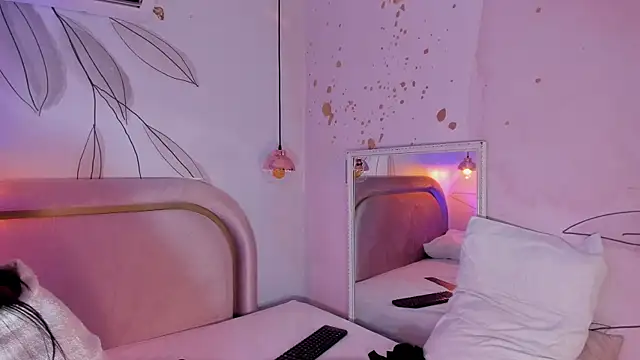 Snapshot of JESYSOZ23_ chatting on 01/29/25, 06:54 JESYSOZ23 online show from 01/29/25, 06:54