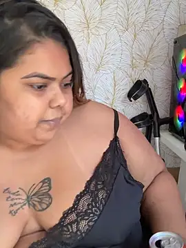Snapshot of biancabombombbw chatting on 04/21/26, 06:55 biancabombombbw online show from 04/21/26, 06:55