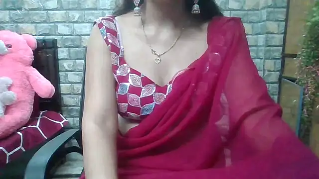 Snapshot of Sexy_iknoor chatting on 09/29/25, 04:50 Sexy iknoor online show from 09/29/25, 04:50