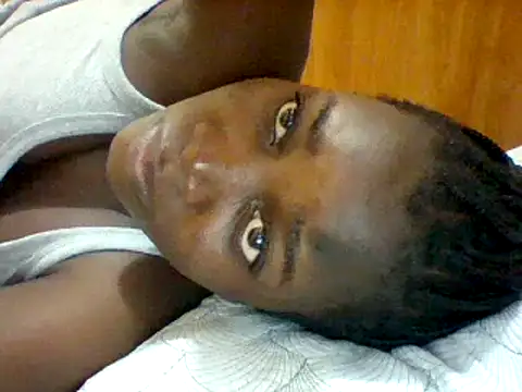 Snapshot of Alessandrajenna chatting on 03/12/25, 03:40 Alessandrajenna online show from 03/12/25, 03:40