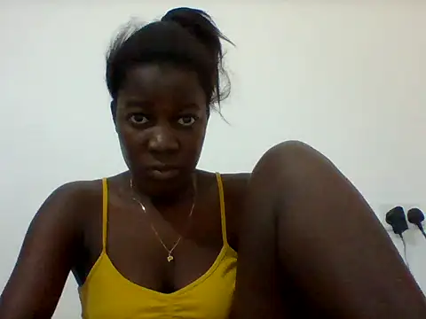 Snapshot of Alessandrajenna chatting on 02/04/26, 05:46 Alessandrajenna online show from 02/04/26, 05:46