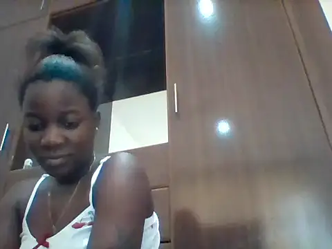 Alessandrajenna online show from 04/20/26, 07:11