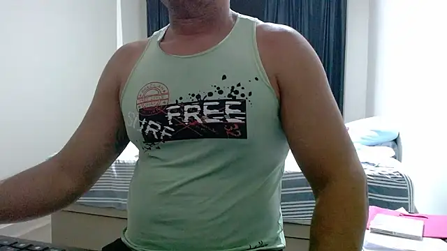 danilostorm7 online show from 09/29/25, 12:16