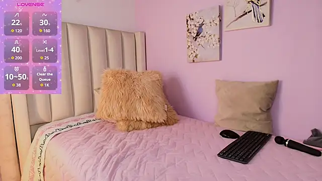 Mhia palmer online show from 04/14/26, 02:12