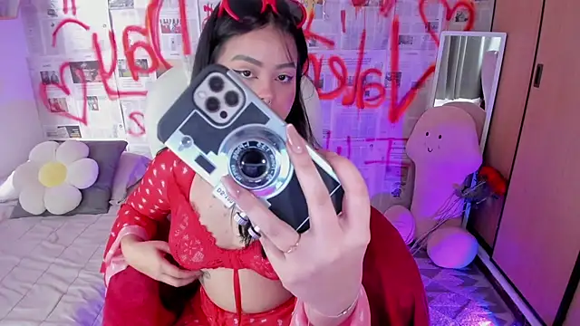 Snapshot of damn_that_booty chatting on 02/16/25, 02:00 damn that booty online show from 02/16/25, 02:00