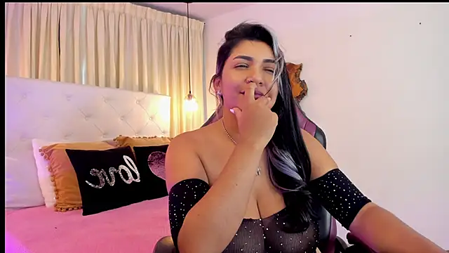 BonnieBad01 online show from 10/17/25, 05:37