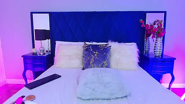 Margaret Saunders online show from 02/12/25, 10:15