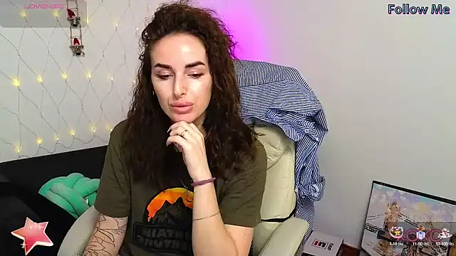 xx adrihanna xx online show from 01/31/25, 06:13