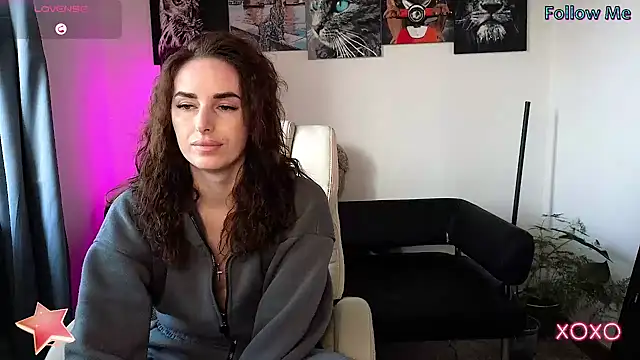 xx adrihanna xx online show from 02/14/25, 06:12