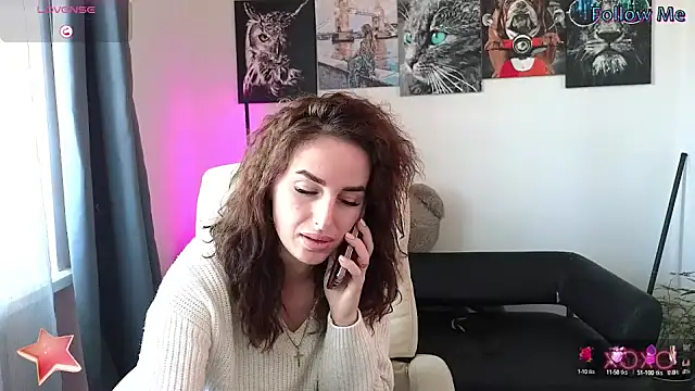 xx adrihanna xx online show from 02/18/25, 07:32