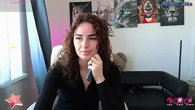 xx adrihanna xx online show from 02/21/25, 07:56