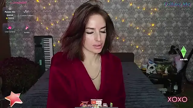 xx adrihanna xx online show from 11/17/25, 08:42