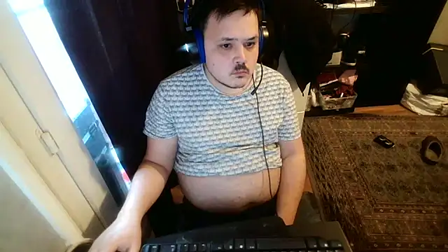 Snapshot of Bebemickey75 chatting on 02/20/25, 04:36 Bebemickey75 online show from 02/20/25, 04:36