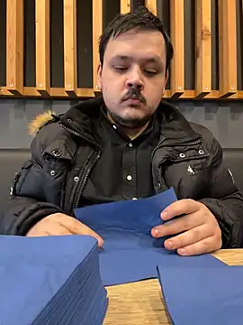 Snapshot of Bebemickey75 chatting on 03/11/25, 09:34 Bebemickey75 online show from 03/11/25, 09:34