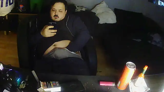 Snapshot of Bebemickey75 chatting on 11/09/25, 12:09 Bebemickey75 online show from 11/09/25, 12:09