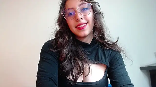 kute Aliz online show from 03/21/25, 01:56