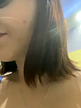 Snapshot of AnnGilbert chatting on 09/20/25, 09:27 AnnGilbert online show from 09/20/25, 09:27