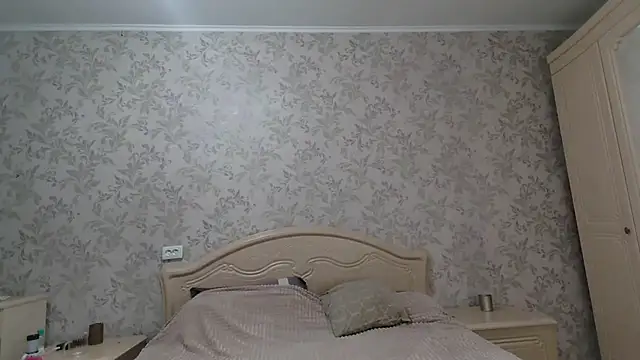 Alexandra Meow online show from 11/03/25, 09:48