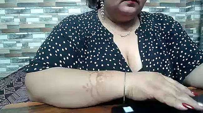 Snapshot of Sexy_raman_ chatting on 12/04/24, 10:57 Sexy raman online show from 12/04/24, 10:57
