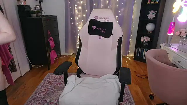 rachelbrooksxx online show from 02/08/25, 07:49