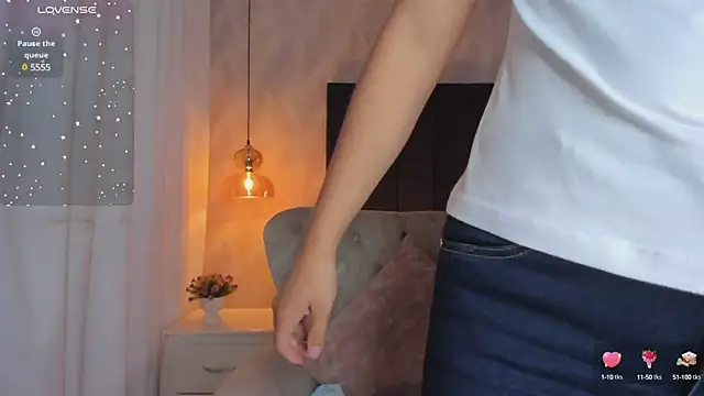 kataliina   online show from 01/12/25, 12:01