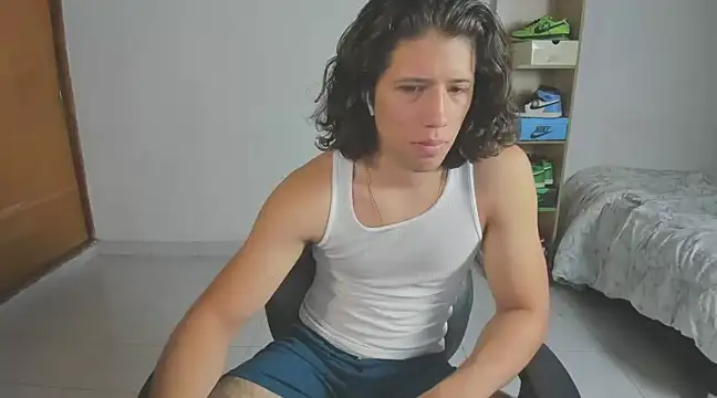 imtonny19 online show from 03/23/25, 02:04