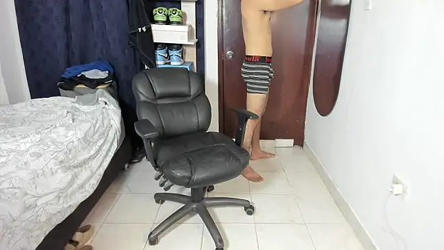 imtonny19 online show from 02/10/26, 12:15